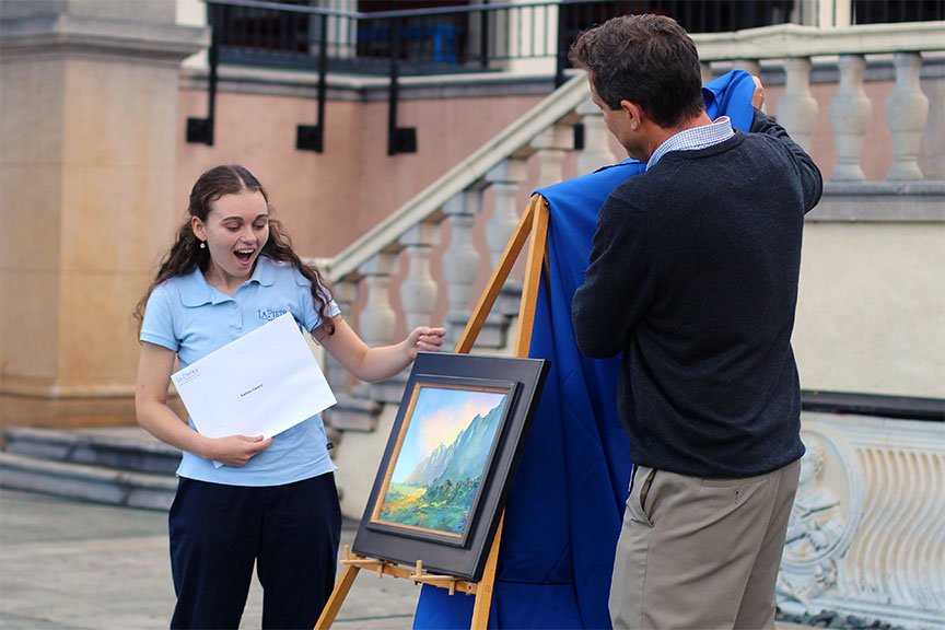 Dr. Watson unveils the original artwork by Michael Powell for Kahiau Award Winner Sabrina C.