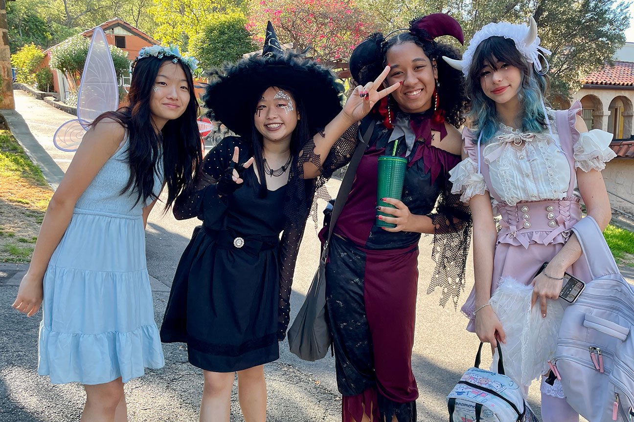 Hakuho Girls' High School students experience their first Halloween celebration.