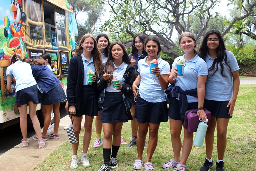 Students enjoy shave ice during our Celebration of Learning event ahead of Independent Project presentations.