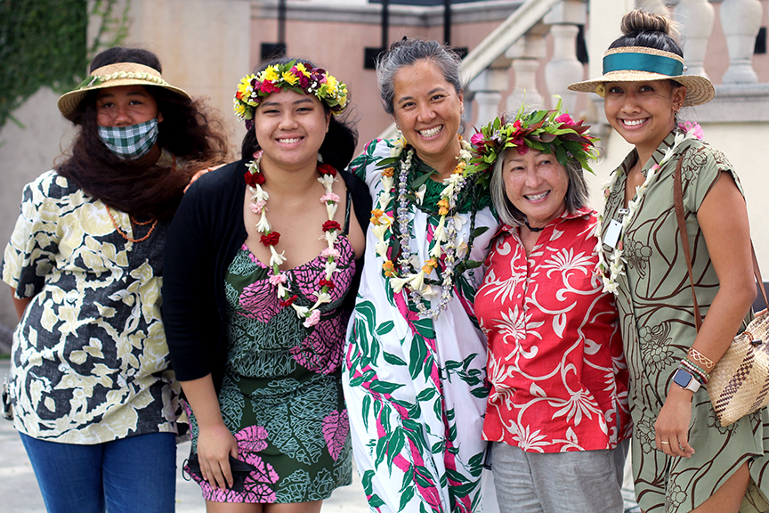 La Pietra Celebrates May Day with Pāʻani Hawaiʻi