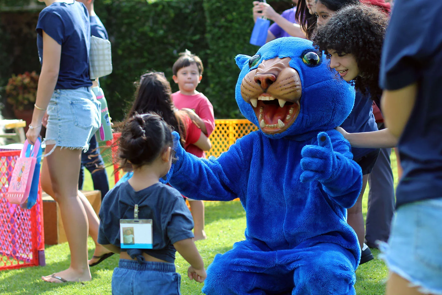 Hawai&lsquo;i School for Girls Shares Kahiau Spirit During Annual Special Guest Day